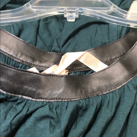 Blouse - Picture 2 of 4